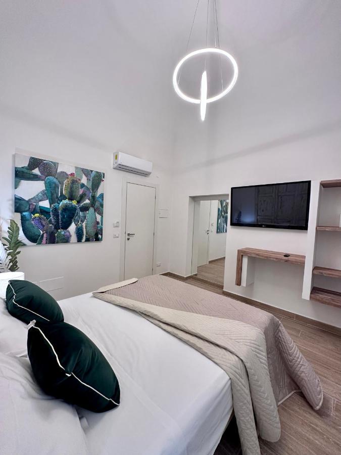 Nerina Hotel Catania Bagian luar foto